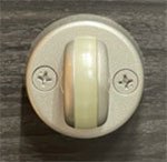 ダブルロックの玄関ドア 防犯サムターン