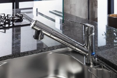 浄水器一体型ハンドシャワー水栓