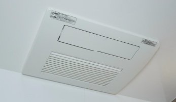 浴室暖房換気乾燥機