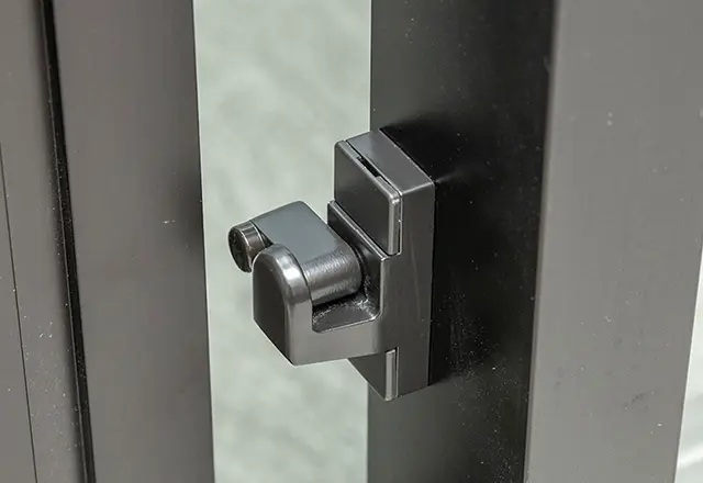 指はさみ防止ストッパー