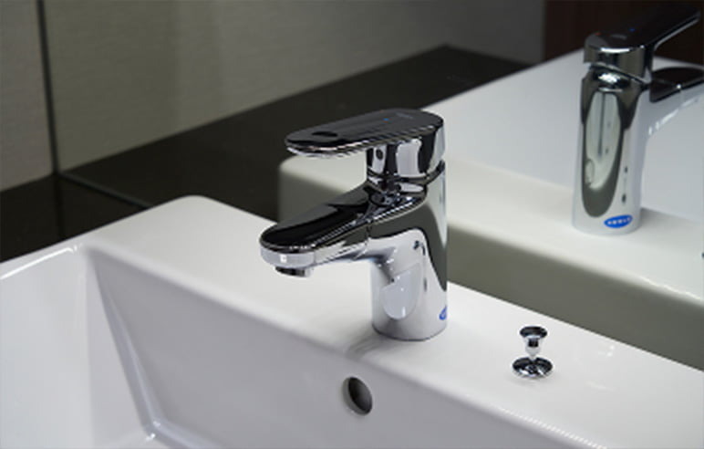 「グローエ」社製シングルレバー水栓