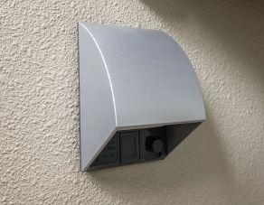 防水コンセント