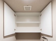 トイレ吊戸棚