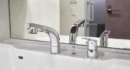 シングルレバーシャワー混合水栓