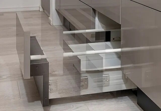 オールスライド収納