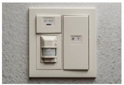 玄関オートライトセンサー
