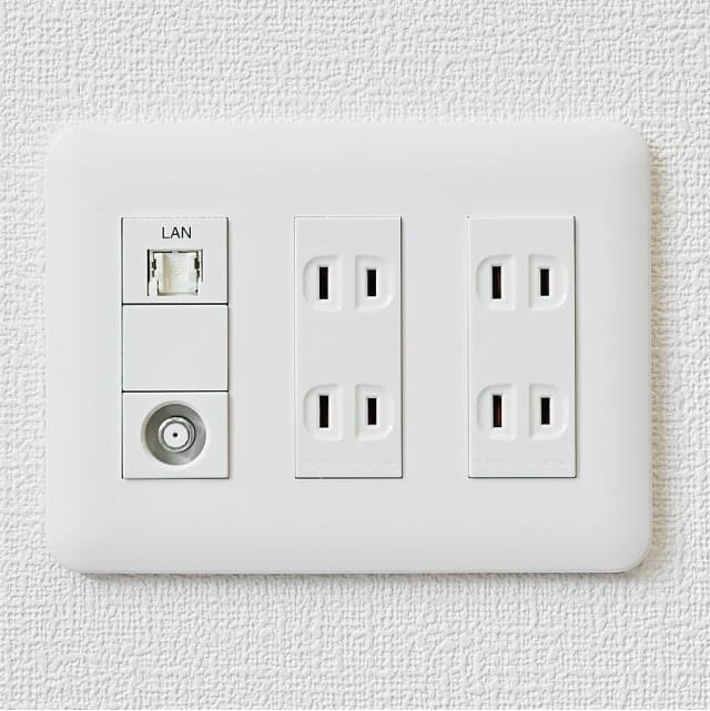 マルチメディア・コンセント
