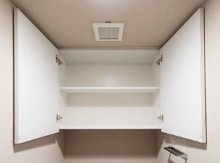 トイレ吊戸棚