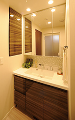 POWDER ROOM
洗面室