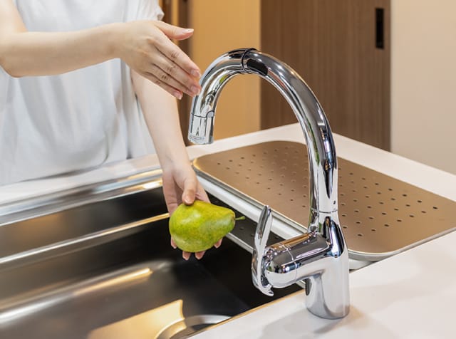 タッチレスシャワー水栓