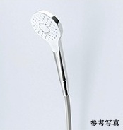 節水型のシャワー水栓を採用