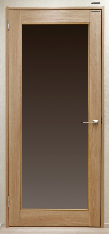 採光を確保したリビングドア