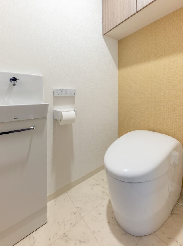 最新型タンクレストイレ