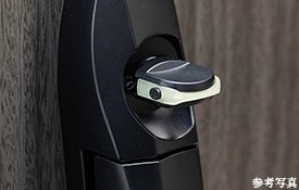 スイッチ式サムターン回し防止機能