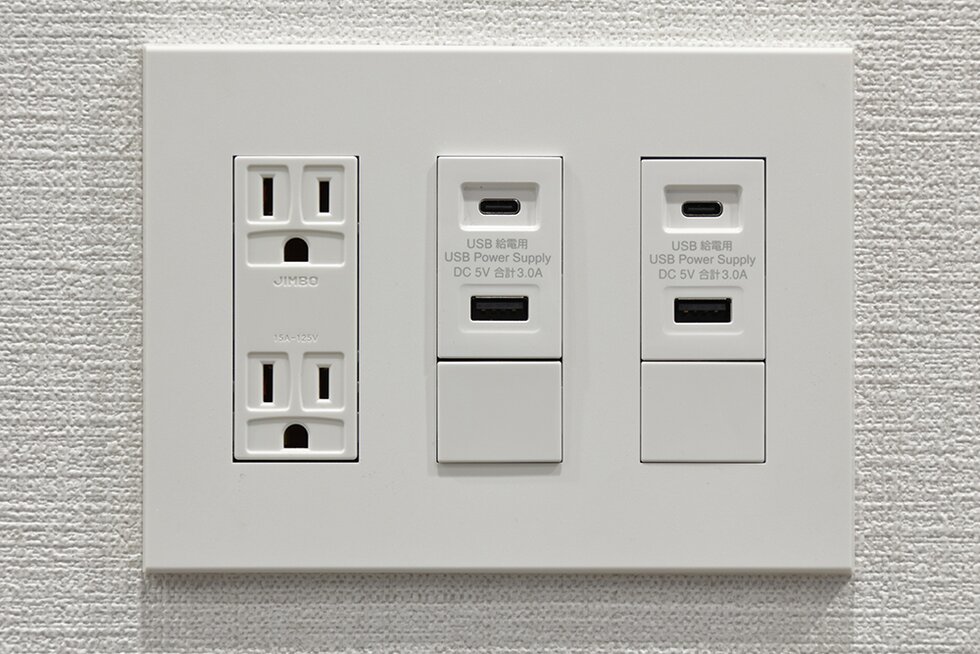 Type-C・Type-A
コンセント