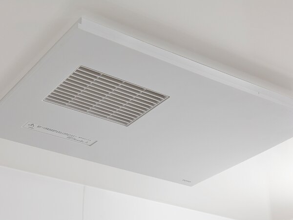 浴室換気暖房乾燥機