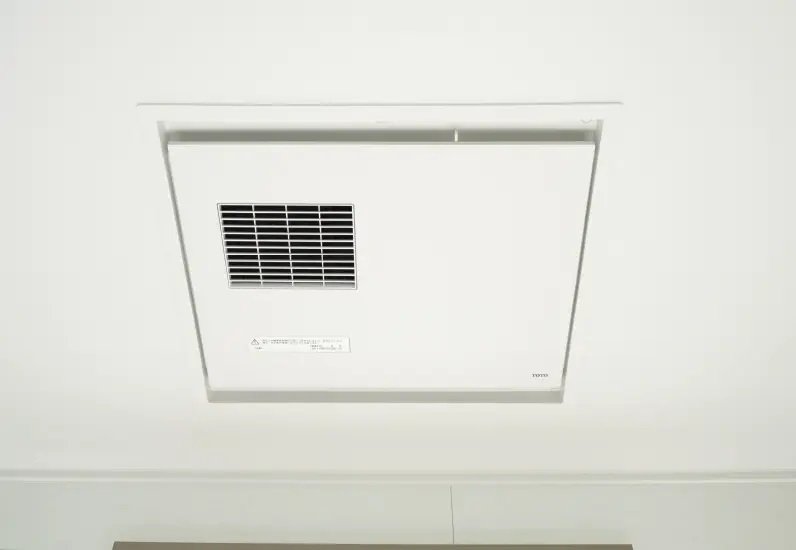 浴室換気暖房乾燥機