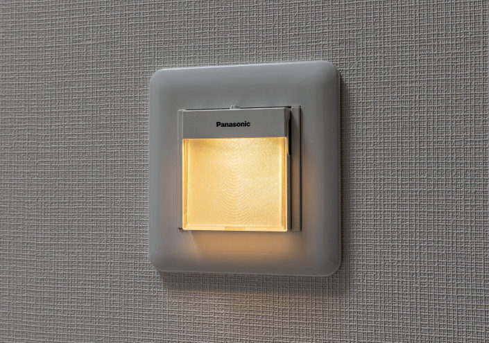 足元保安灯