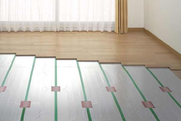 ガス温水式床暖房システム