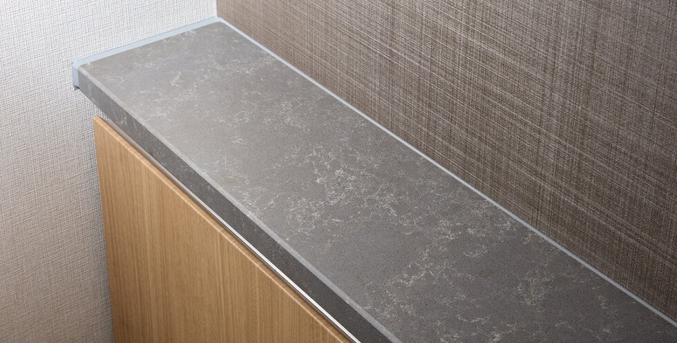 Toilet
カウンタートップ（天板）フィオレストーン採用