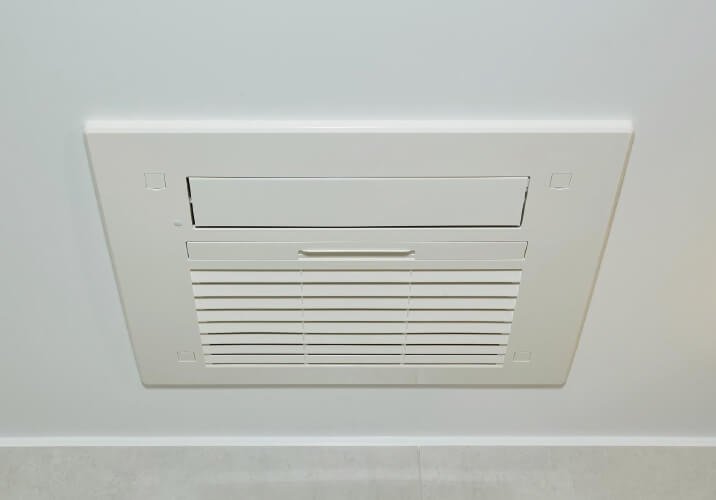 浴室換気暖房乾燥機