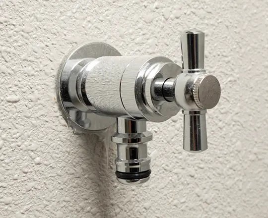 バルコニー水栓