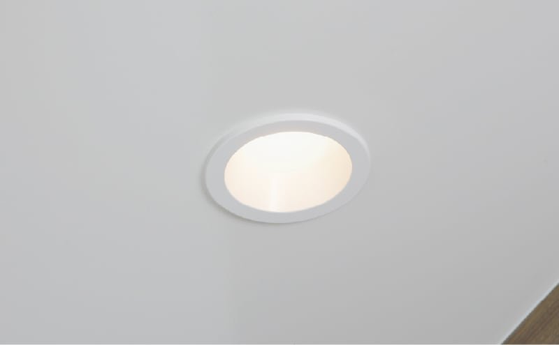 長寿命・省エネ仕様のLEDダウンライト