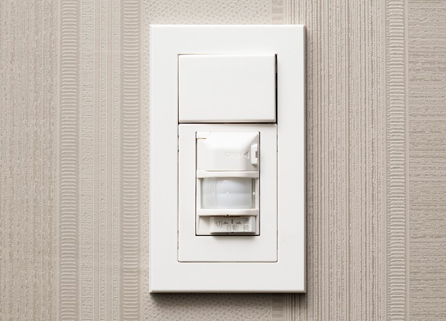 玄関人感センサー