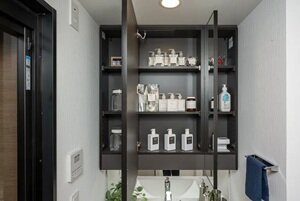 曇り止めヒーター付三面鏡裏収納