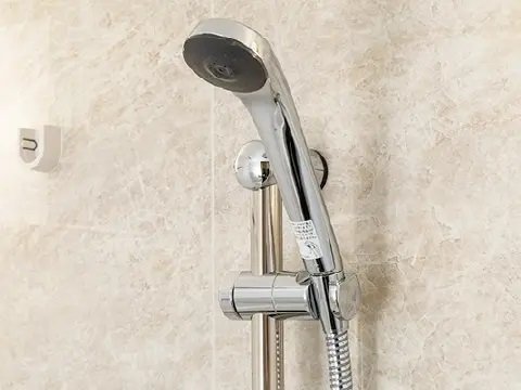 スライド式シャワーフック