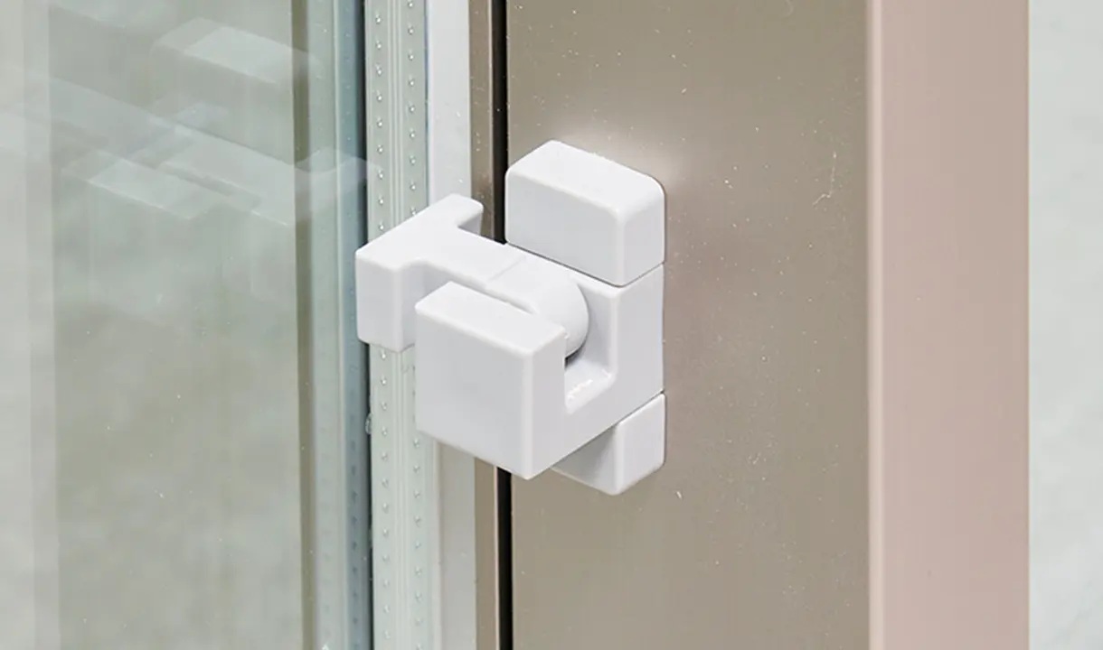 指はさみ防止機能付きサッシ