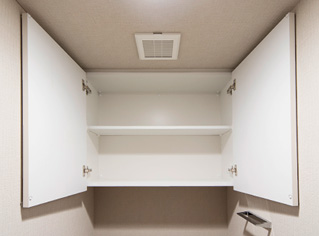 トイレ吊戸棚