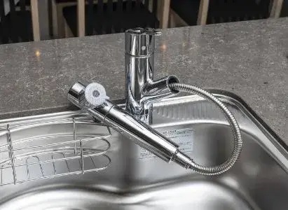 浄水器一体型シャワー付混合水栓