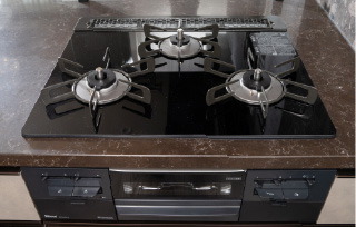 ガラストッププレート3口コンロ