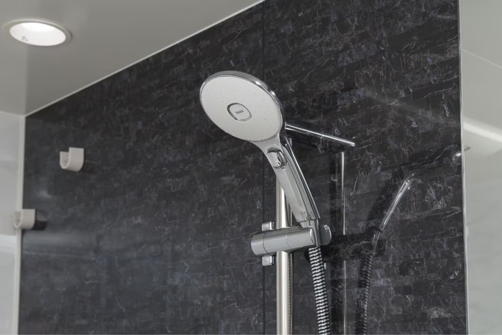 スイッチ付エコアクアシャワー