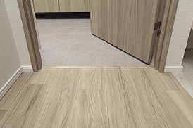 フラットフロア