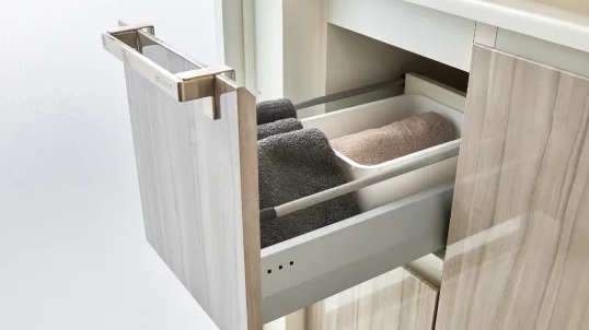 下部収納（ソフトクローズ）