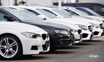 01 敷地内駐車場完備