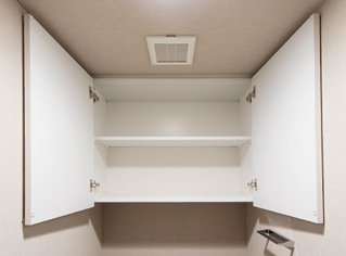 トイレ吊戸棚