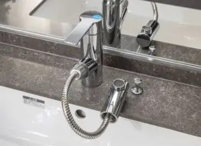 シングルレバー混合水栓