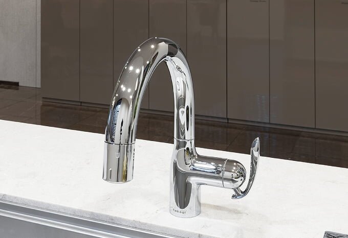 タッチレス水栓