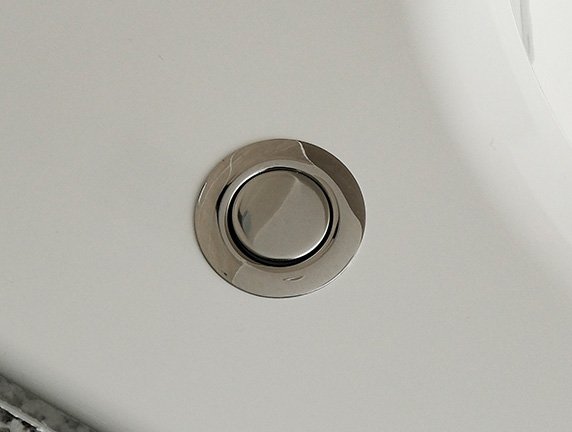 ワンプッシュ排水栓