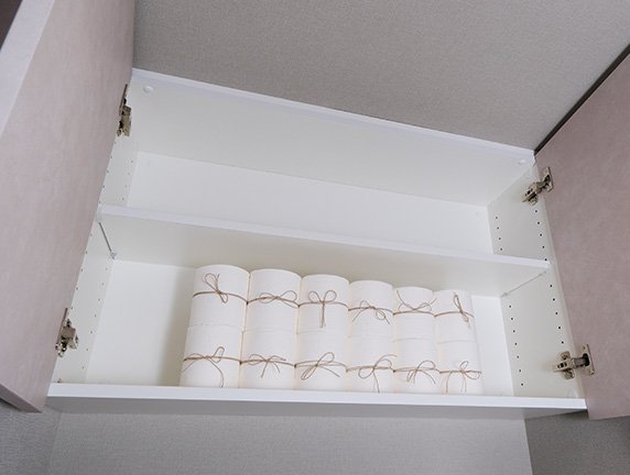 トイレ吊戸棚