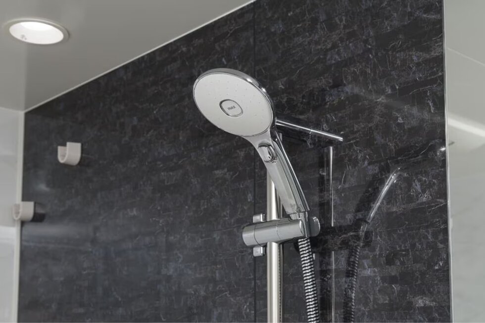 スイッチ付エコアクアシャワー