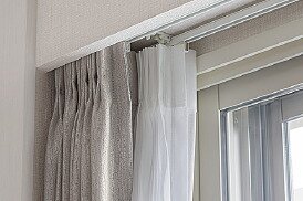 カーテンボックス