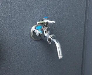 バルコニー水栓