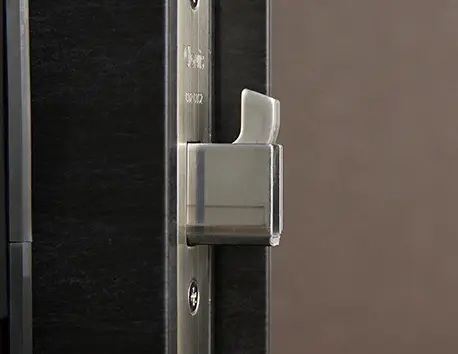 鎌式デッドボルト