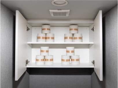 トイレ吊戸棚