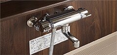 サーモスタット付混合
水栓&浴室カウンター