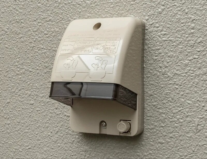 バルコニーコンセント（防水型）